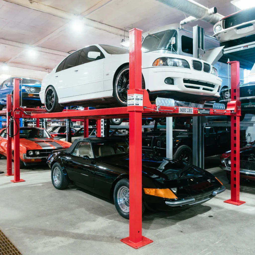 Pro King 9 XXL 4 post lift, 9,000 lbs capacity, Lift King Calgary
