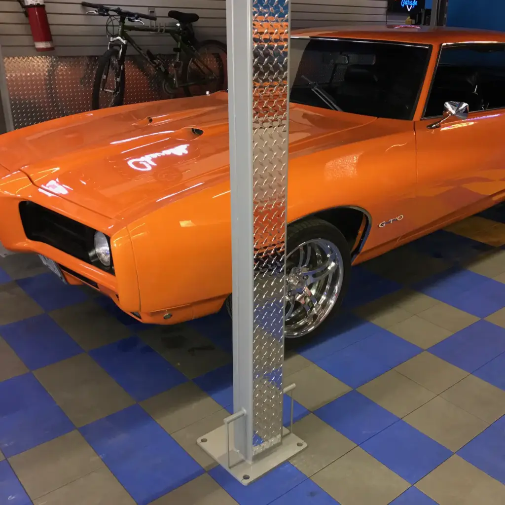 Aluminum Post Cover lift accessories, Lift King Calgary