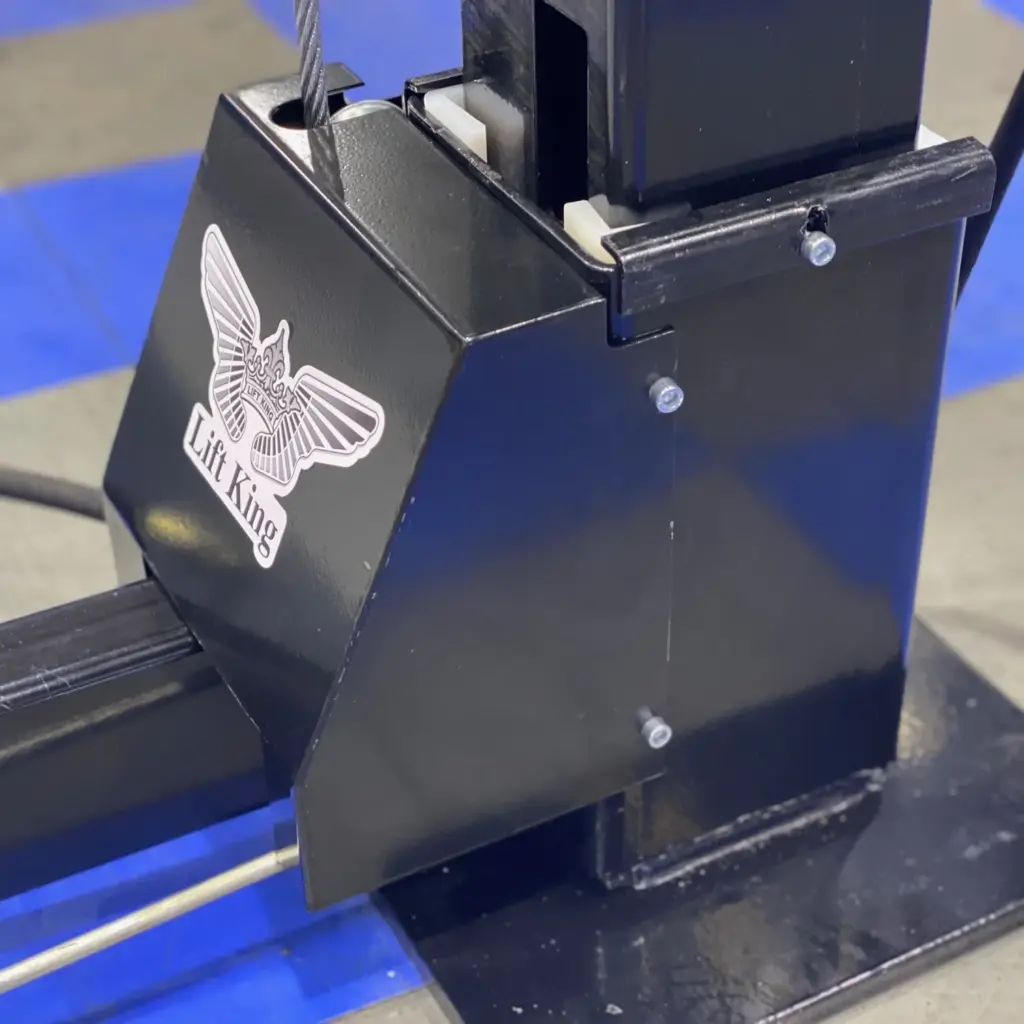 Pro King 10 XLT four post car lift, runway detail