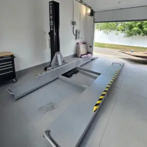 Lift King PK 6000 single post lift, detail view 5