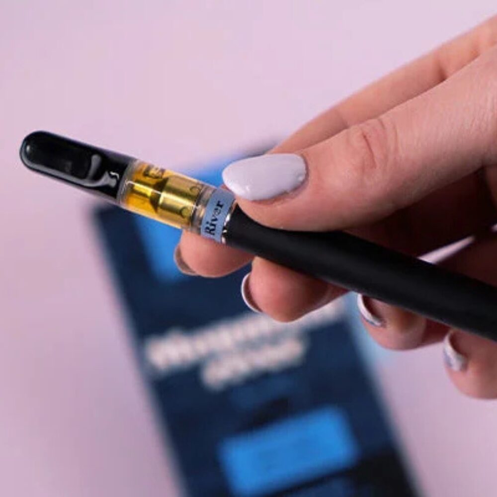 An image of shatter in a vape pen